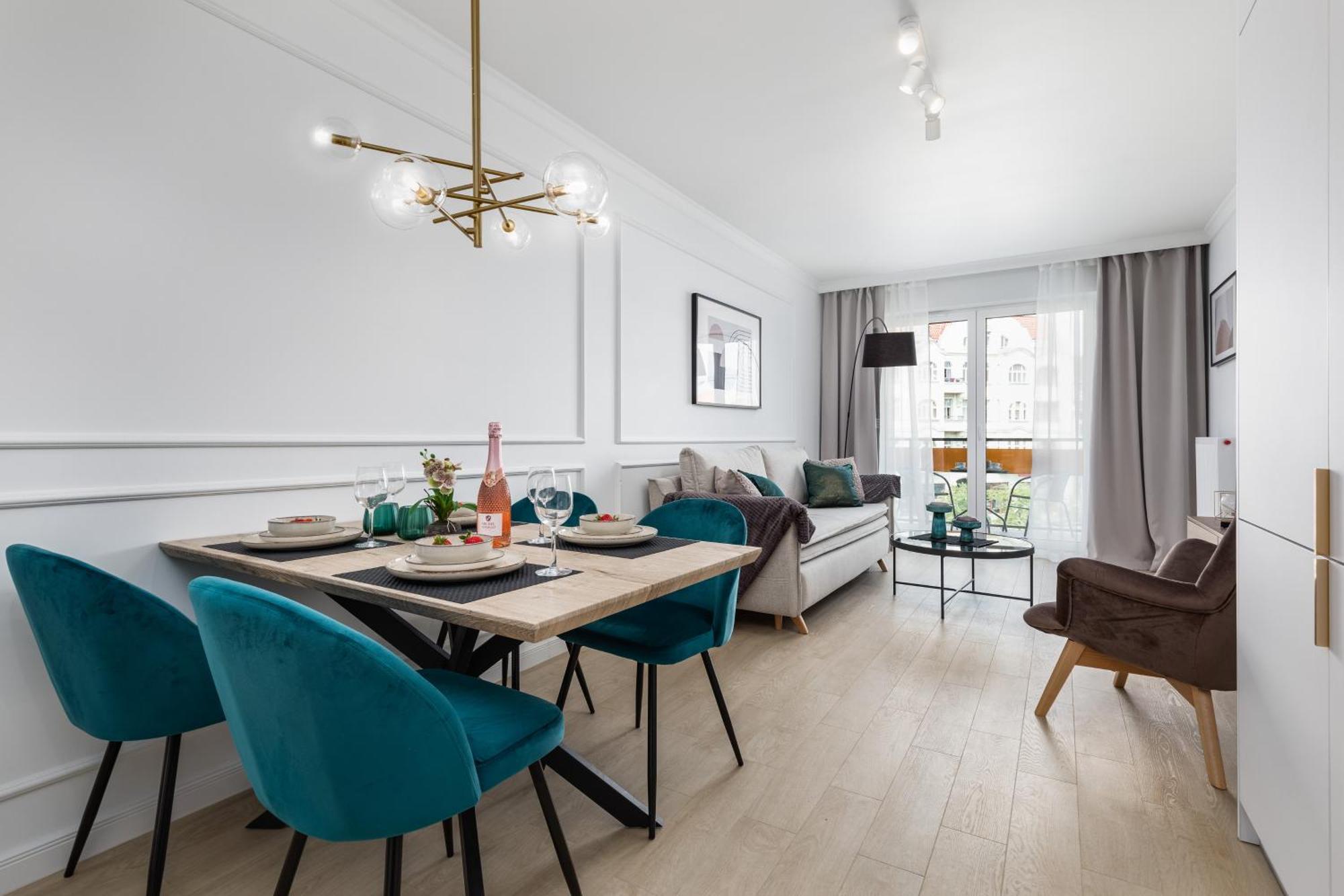 Plac Slowianski Apartments With Balcony Swinoujscie Center By Noclegi Renters Eksteriør bilde