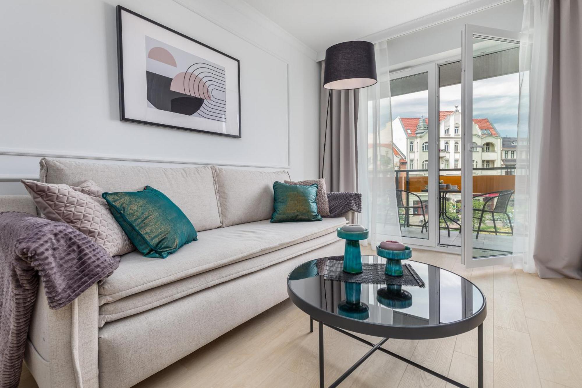 Plac Slowianski Apartments With Balcony Swinoujscie Center By Noclegi Renters Eksteriør bilde