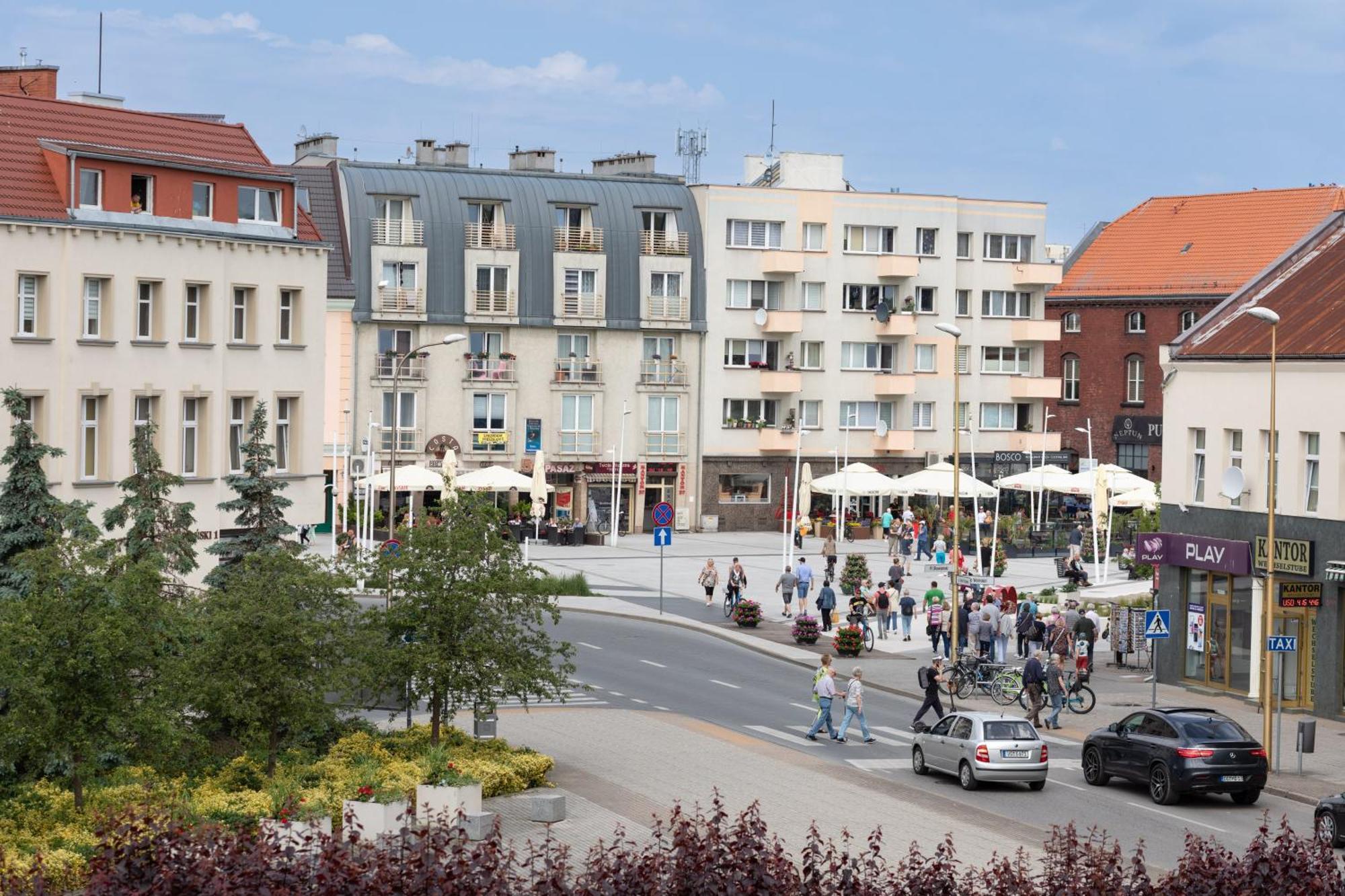 Plac Slowianski Apartments With Balcony Swinoujscie Center By Noclegi Renters Eksteriør bilde