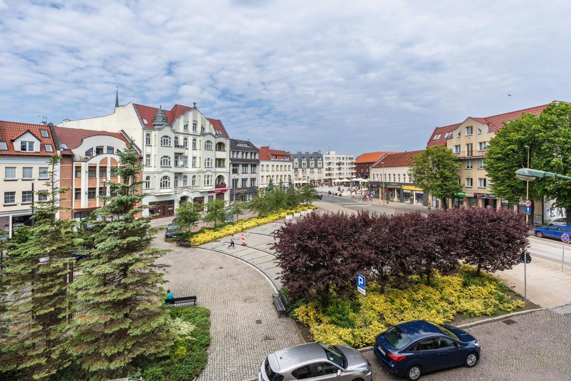 Plac Slowianski Apartments With Balcony Swinoujscie Center By Noclegi Renters Eksteriør bilde