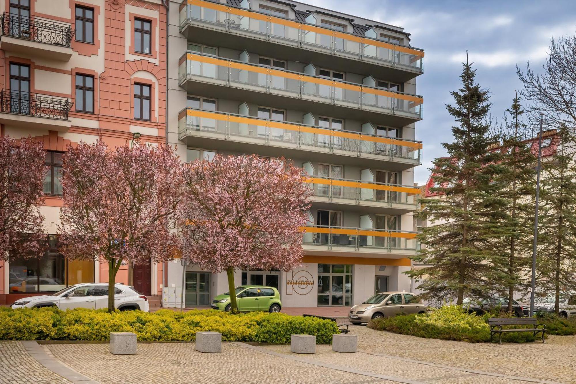 Plac Slowianski Apartments With Balcony Swinoujscie Center By Noclegi Renters Eksteriør bilde